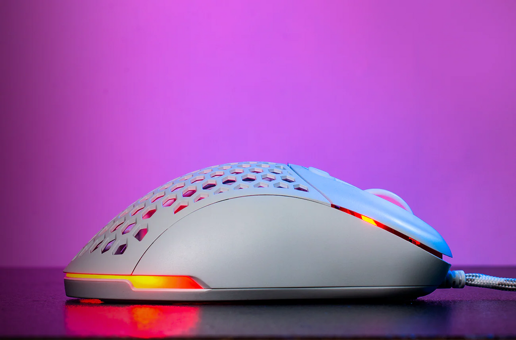 Mouse Gamer Ultraligero VSG Aquila Air - 60g - Sensor PMW3389