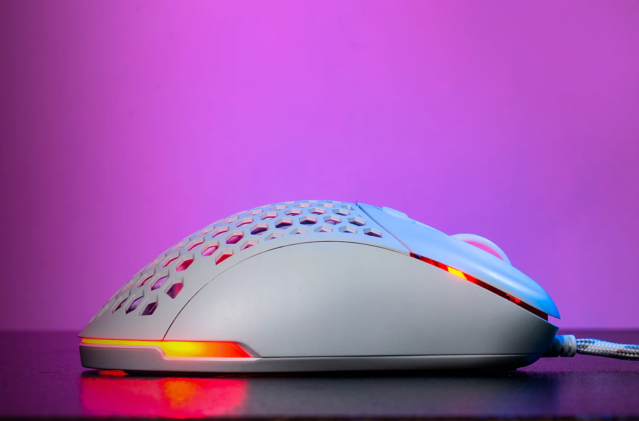 Mouse Gamer Ultraligero VSG Aquila Air - 60g - Sensor PMW3389