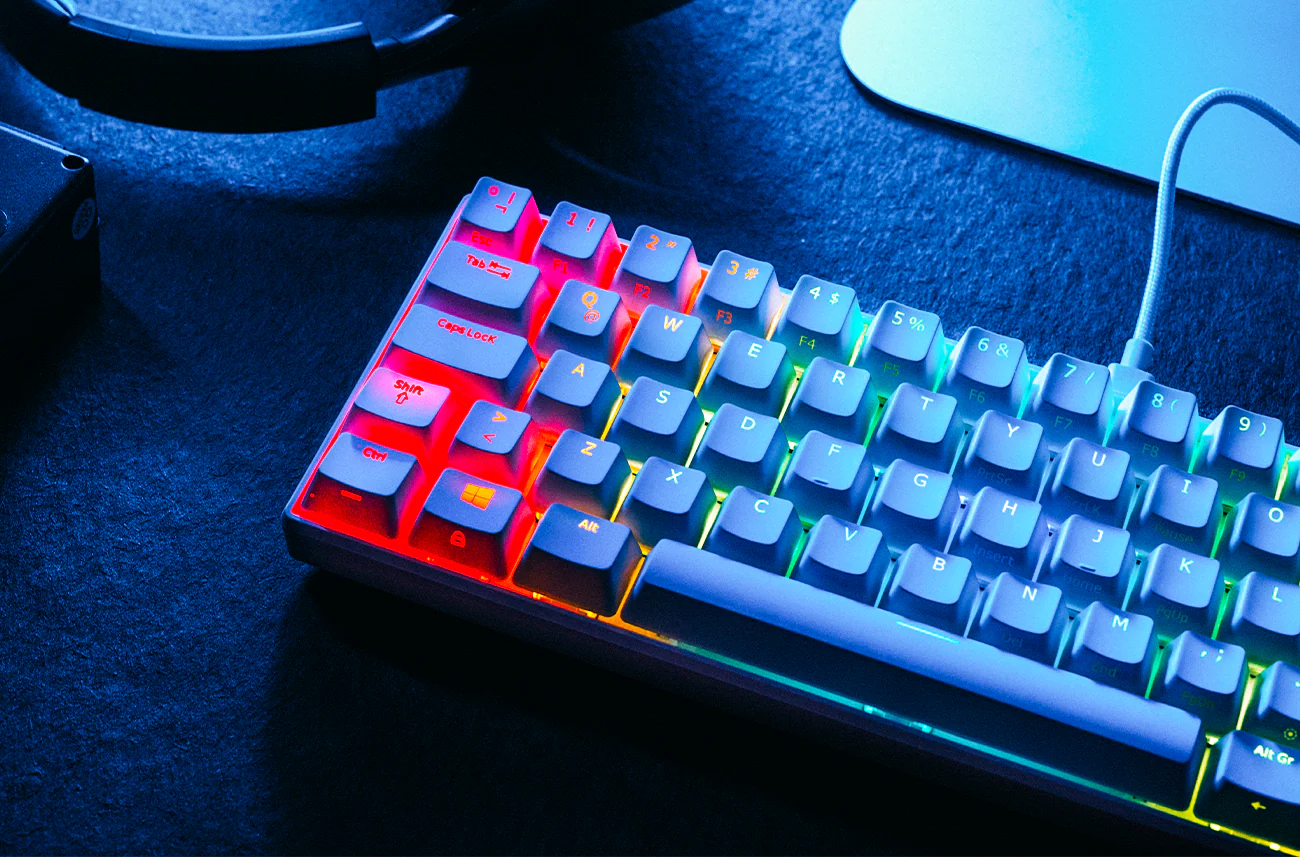 Teclado Mecánico Gamer VSG Mintaka - Formato 60% - RGB